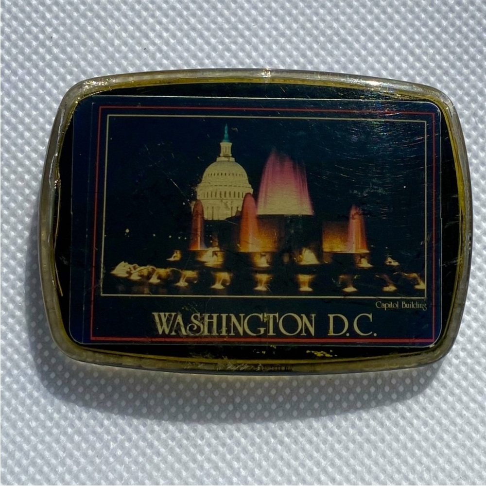 Washington D.C. Souvenir Vintage Acrylic Magnet